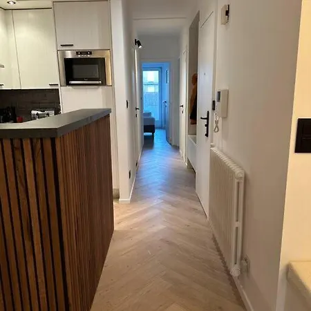 2ch/7 Pers Au Zoute Avec Parking Daire *